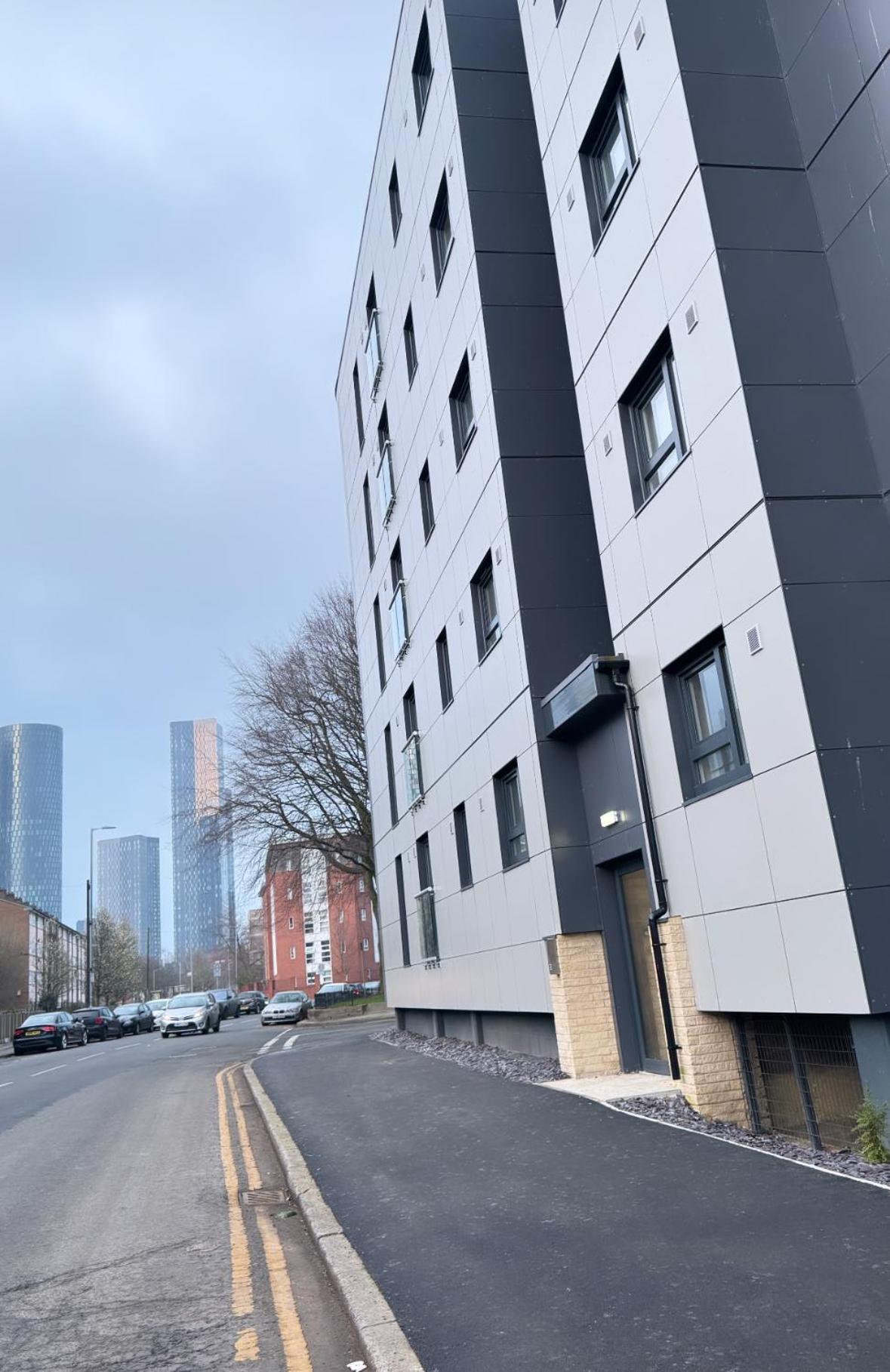 Luxury 2 Bedroom Apartment In Manchester City Centre - Free Parking Exterior photo